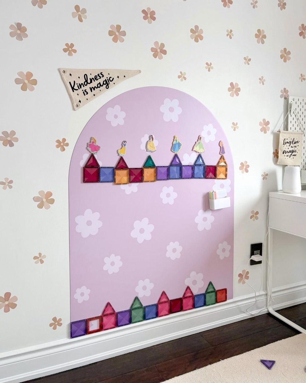 MEGA Magic Playwall