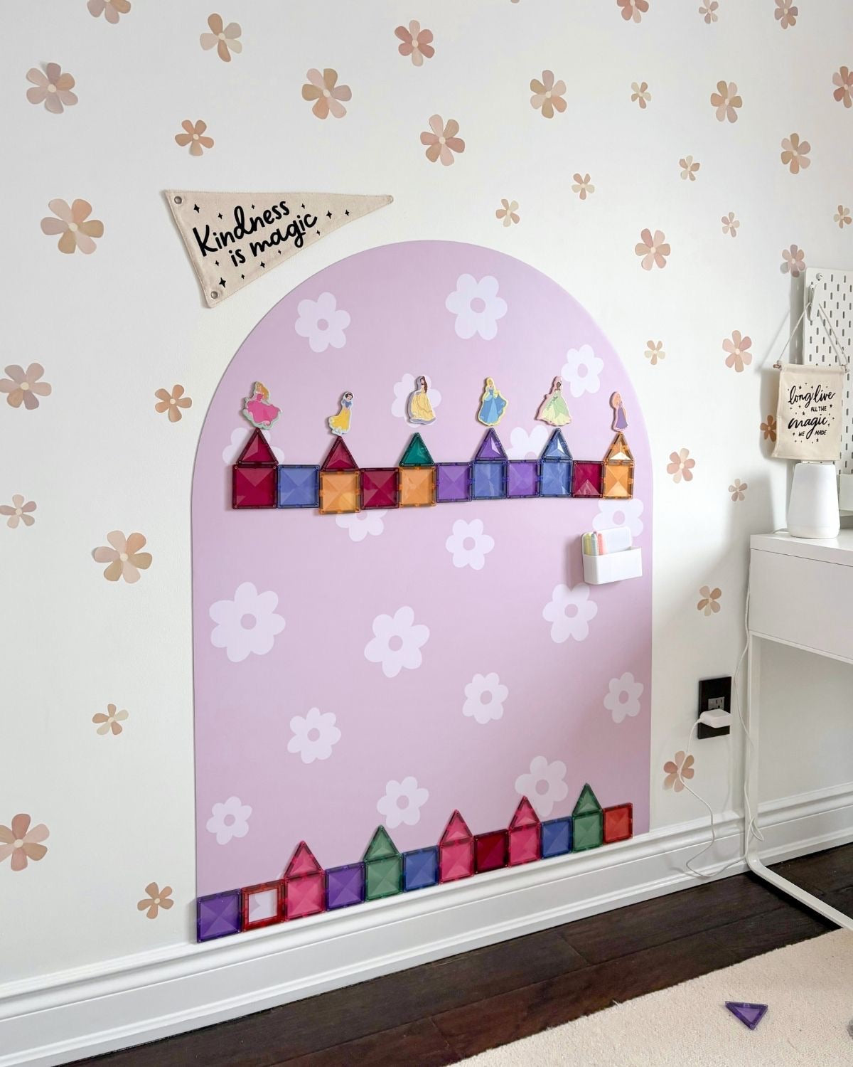 MEGA Magic Playwall