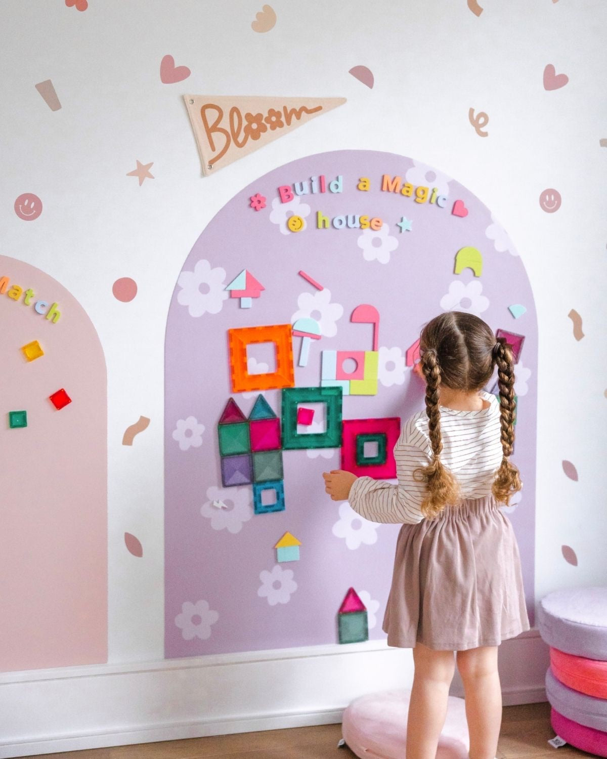 MEGA Magic Playwall