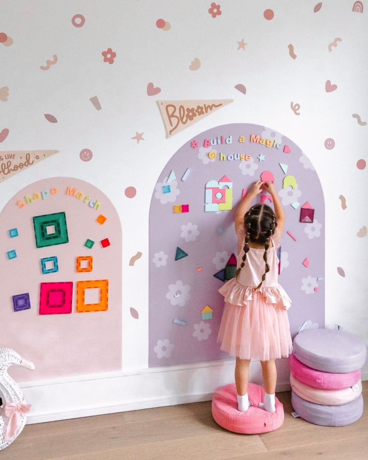 MEGA Magic Playwall