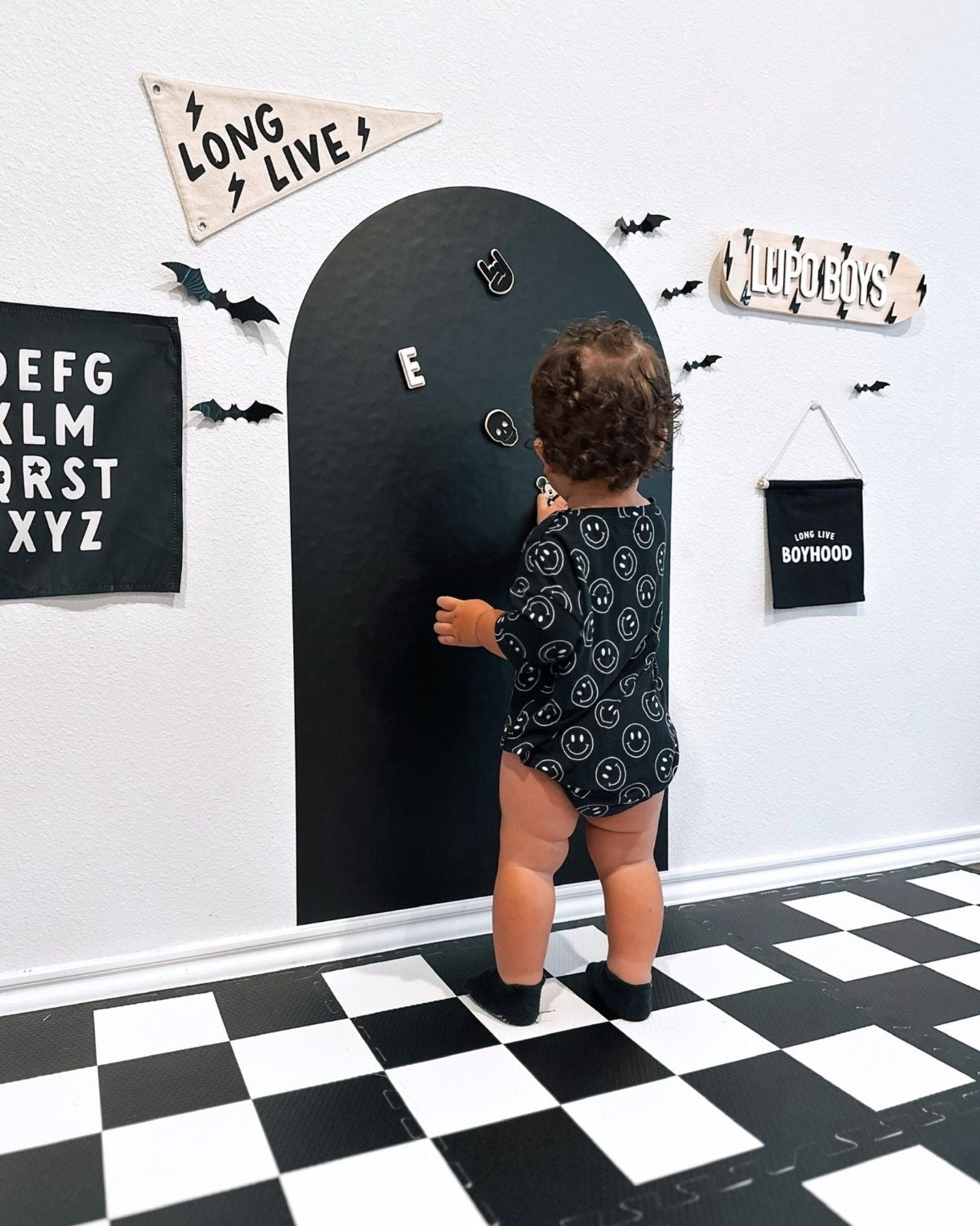 Original Magic Playwall